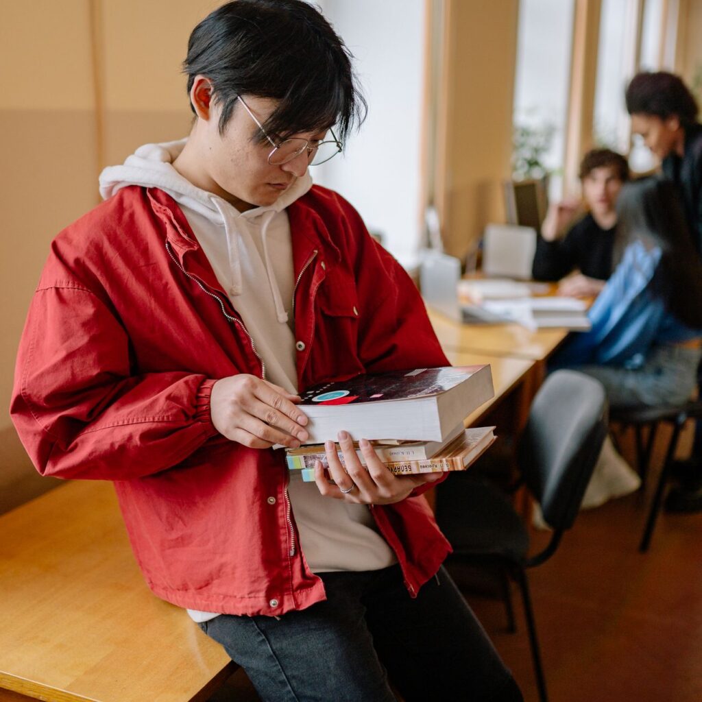 Estilos de aprendizaje en Másteres: adaptando la enseñanza a cada estudiante 1 pexels photo 8199679